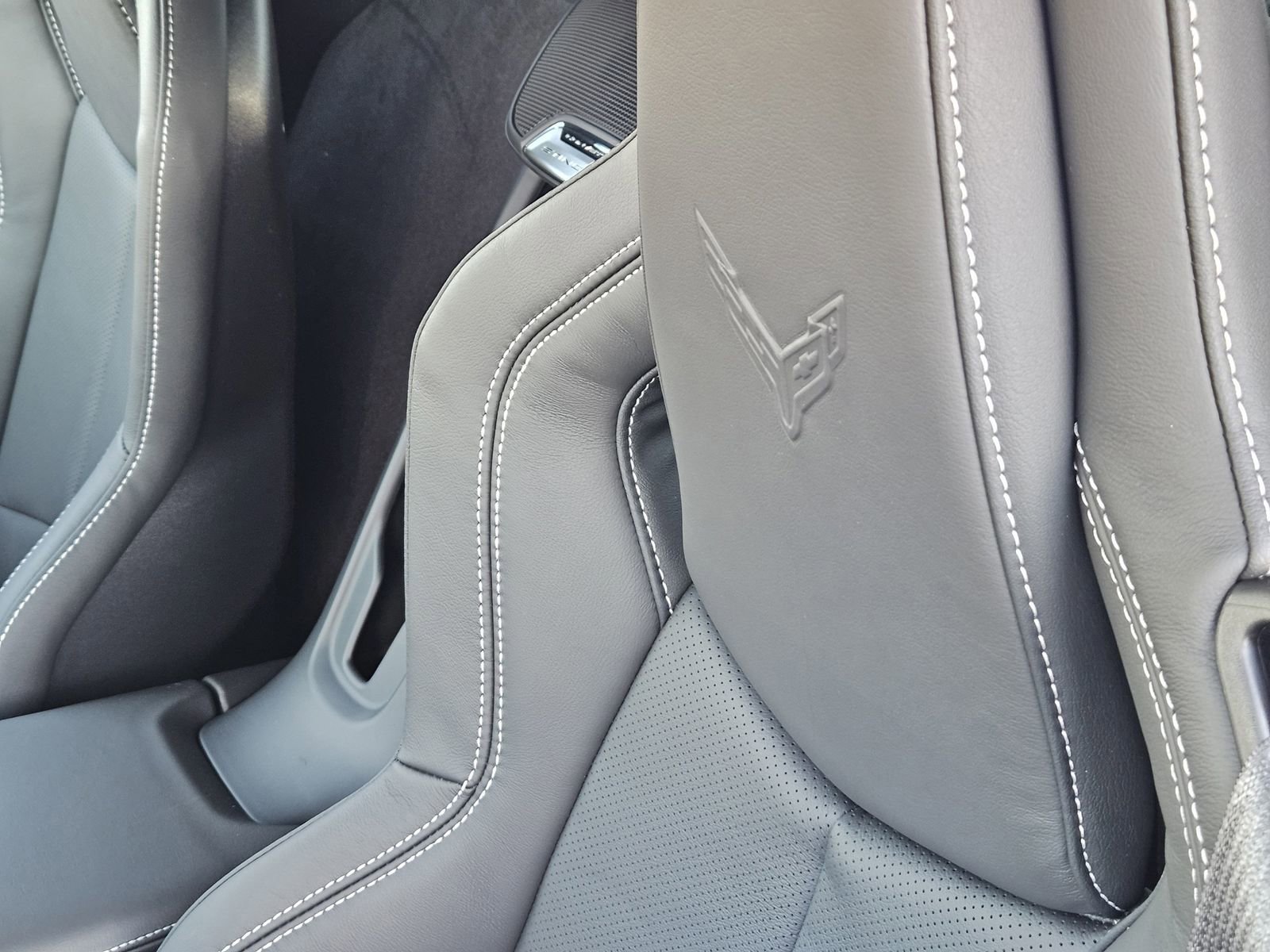 New 2026 Chevrolet Corvette Stingray Coupe w/ 1LT image 29