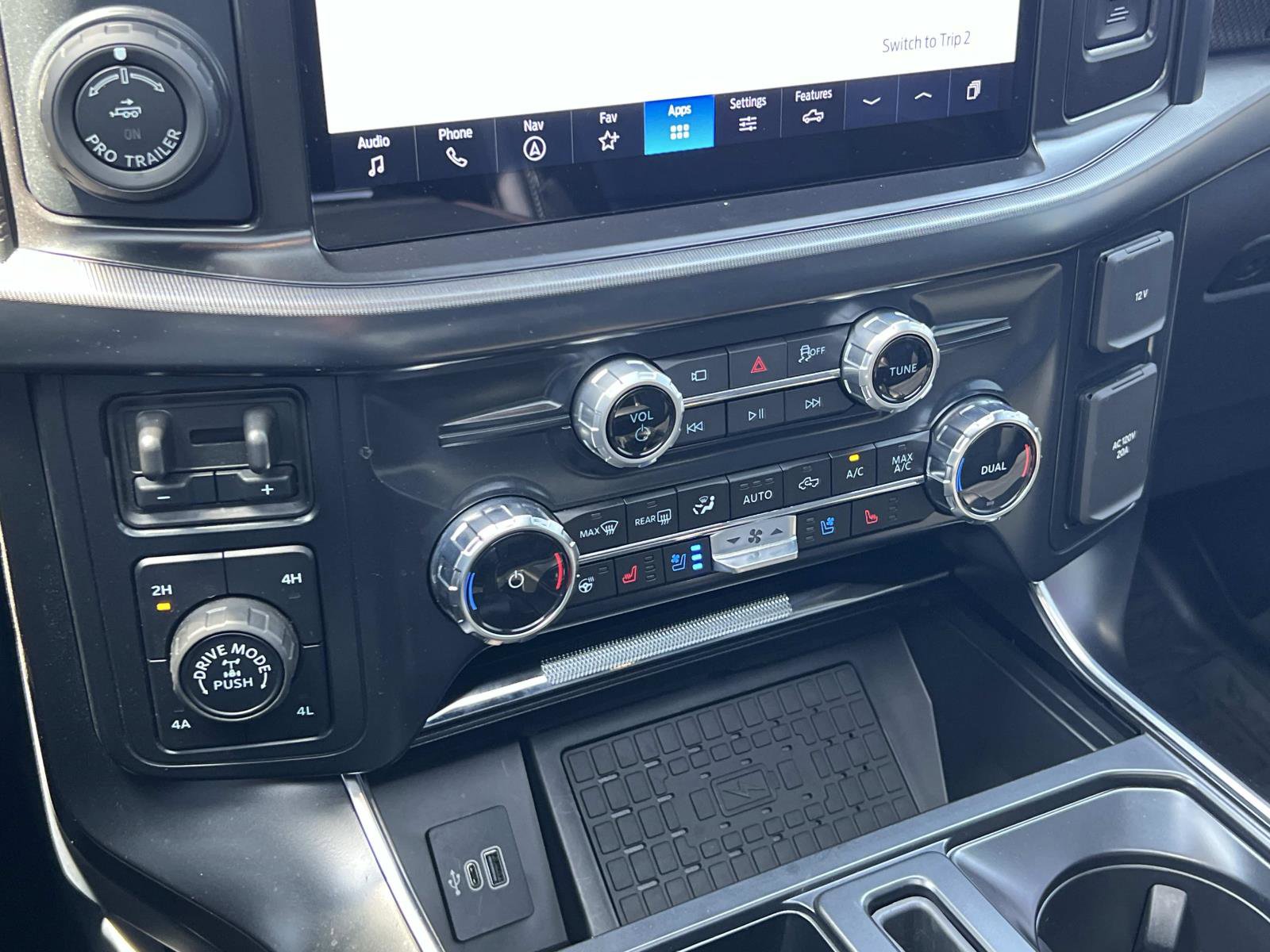 Used 2025 Ford F150 Raptor AWD/4WD image 16