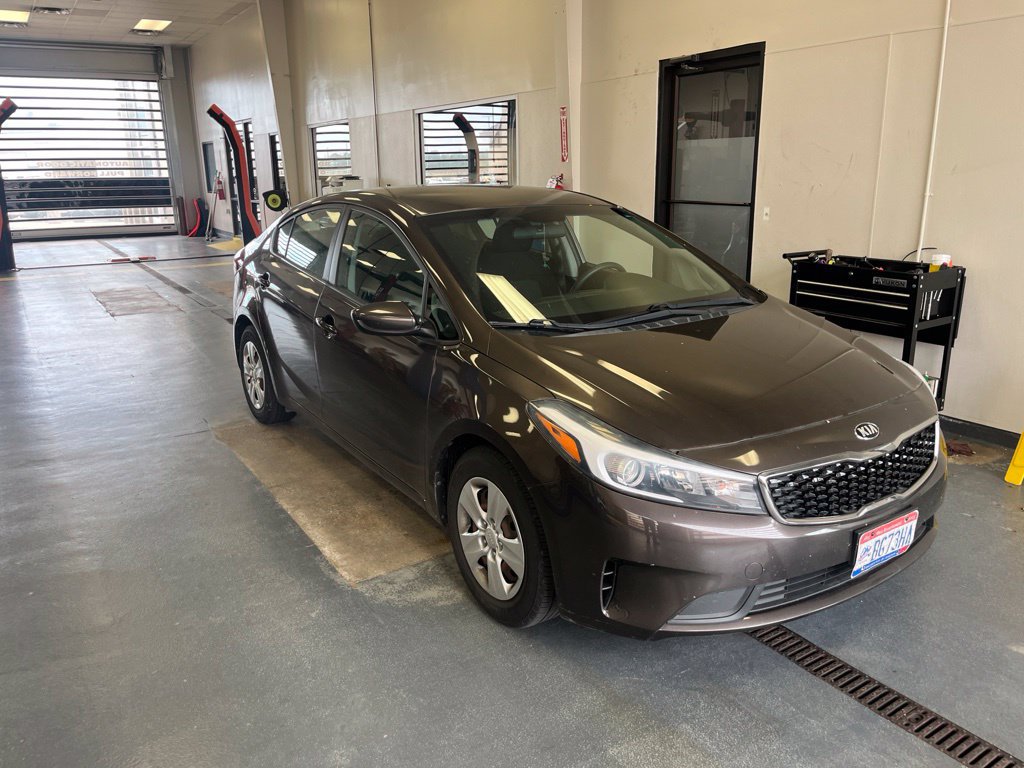 Used 2017 Kia Forte LX FWD image 9