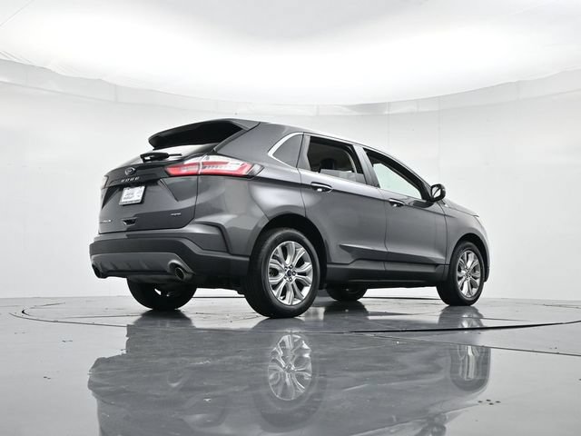 Certified 2022 Ford Edge Titanium AWD/4WD image 30