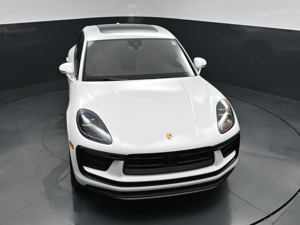 New 2026 Porsche Macan AWD/4WD image 21