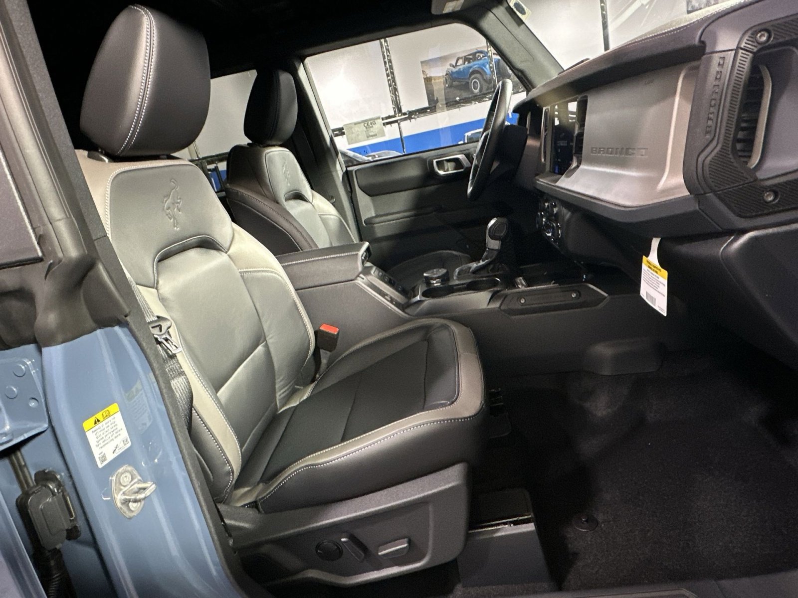 New 2025 Ford Bronco Outer Banks image 38