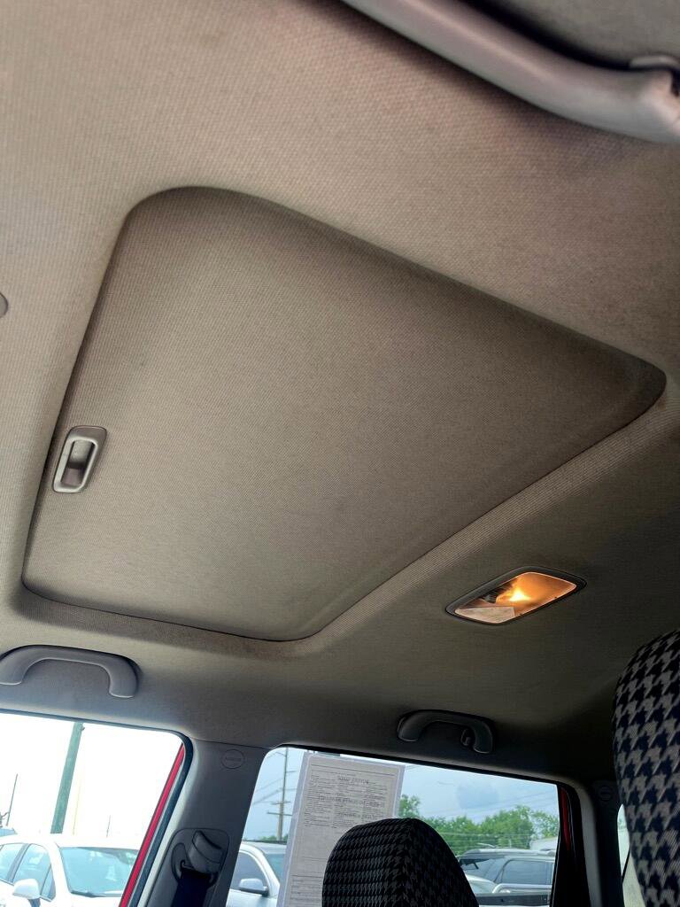 Used 2013 Kia Soul ! image 13