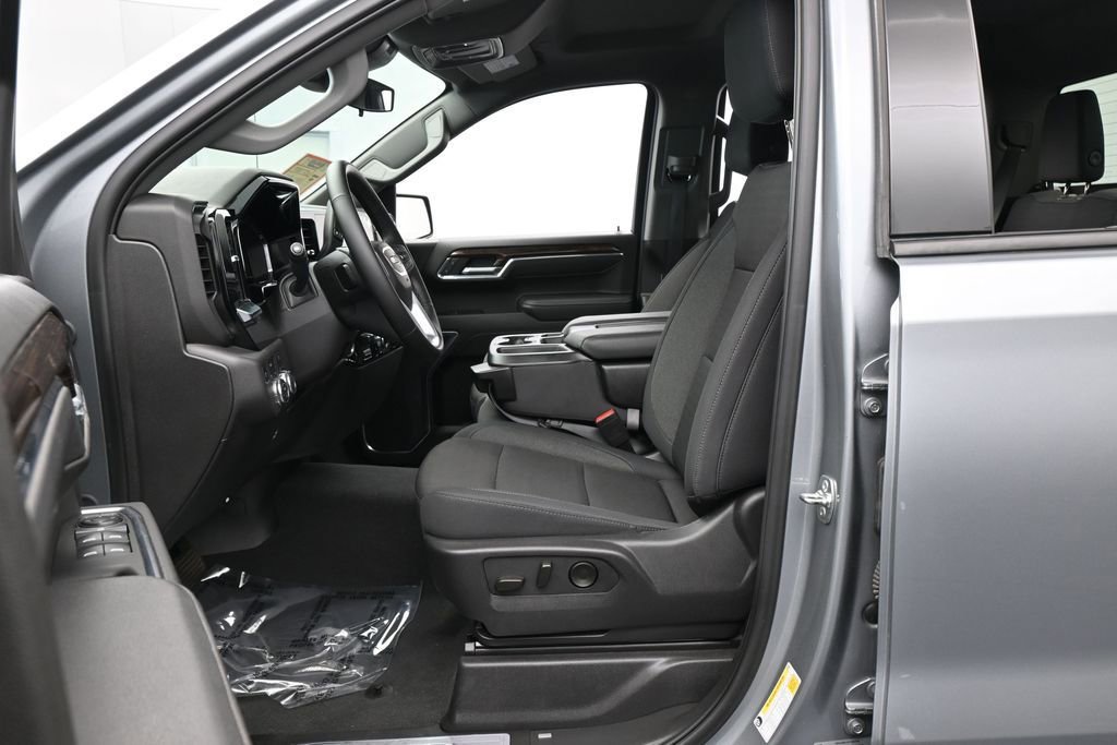 Used 2025 GMC Sierra 1500 Elevation AWD/4WD image 11