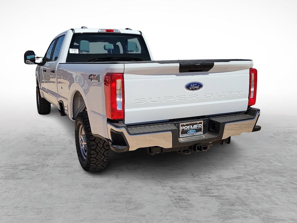New 2026 Ford F250 XL w/ XL Off-Road Package AWD/4WD image 8