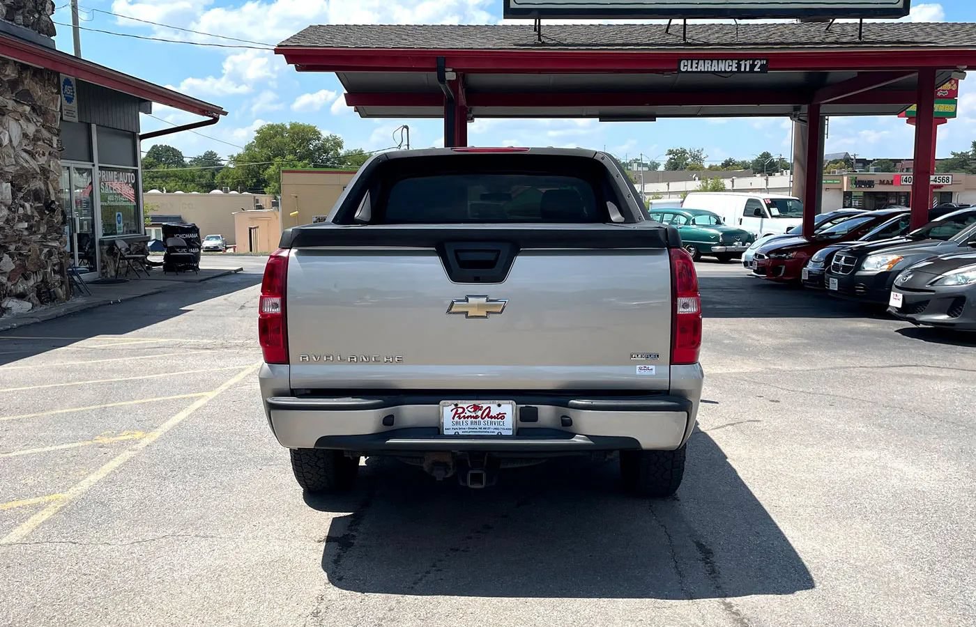 Used 2009 Chevrolet Avalanche LS AWD/4WD image 5