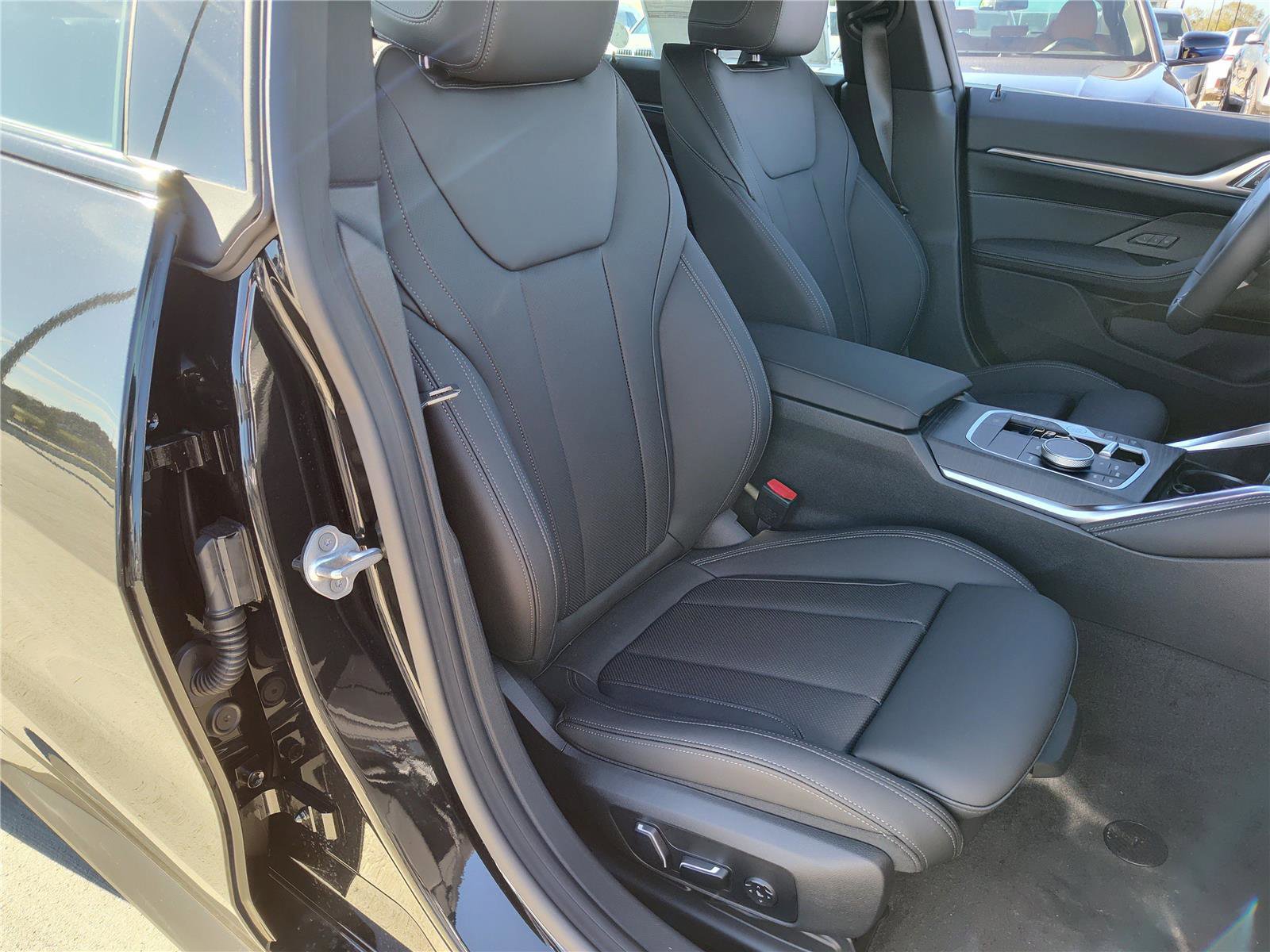 New 2026 BMW 430i w/ M Sport Package image 12