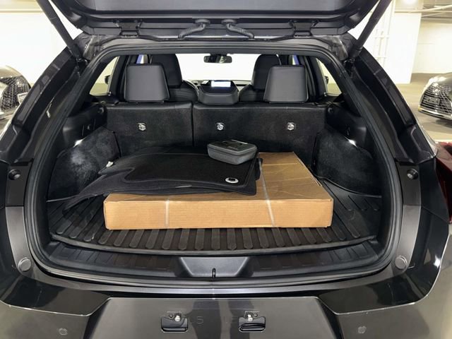 Certified 2023 Lexus UX 250h F Sport w/ Accessory Package (Z2) AWD/4WD image 17