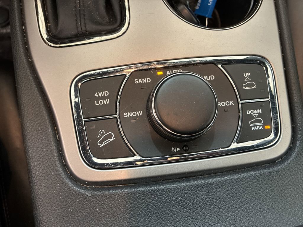 Used 2019 Jeep Grand Cherokee High Altitude AWD/4WD image 18