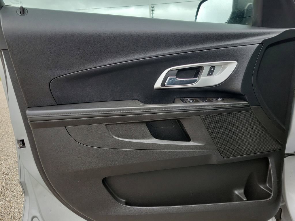 Used 2015 Chevrolet Equinox LS AWD/4WD image 15