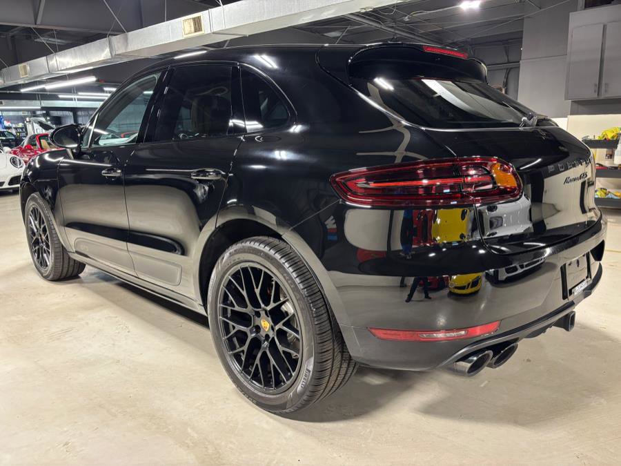 Used 2018 Porsche Macan GTS image 2