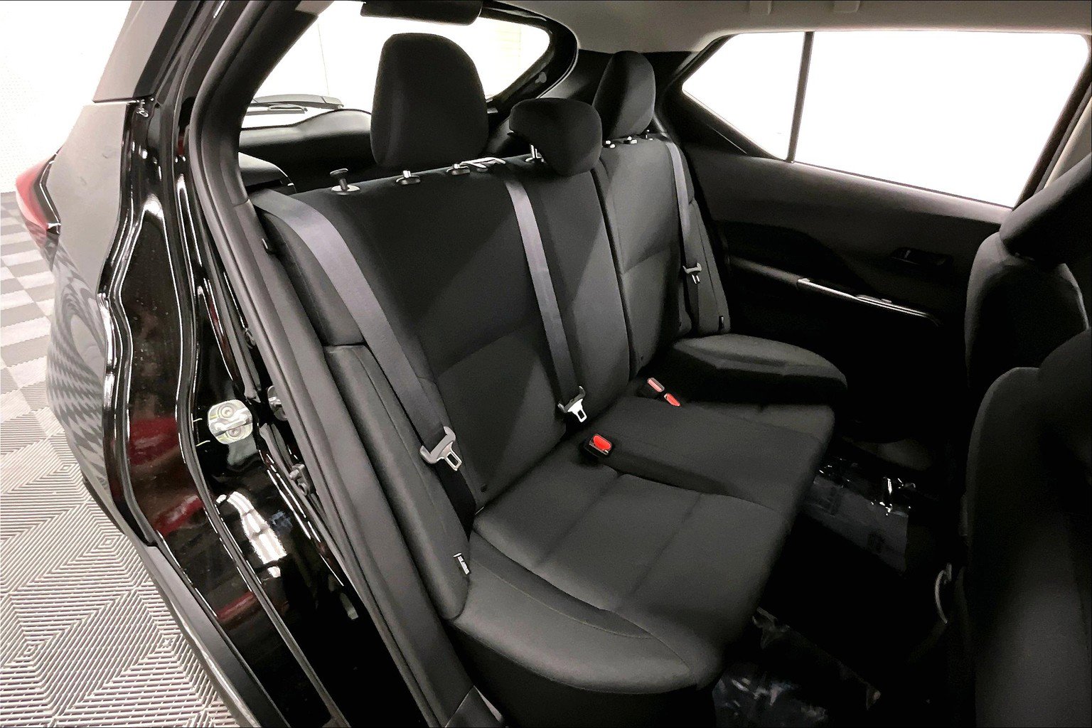 New 2025 Nissan Kicks Play S image 59