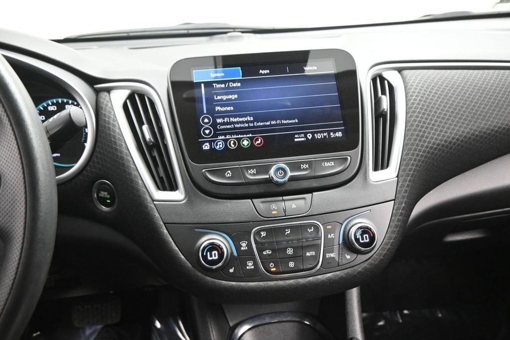 Used 2024 Chevrolet Malibu LT FWD image 10