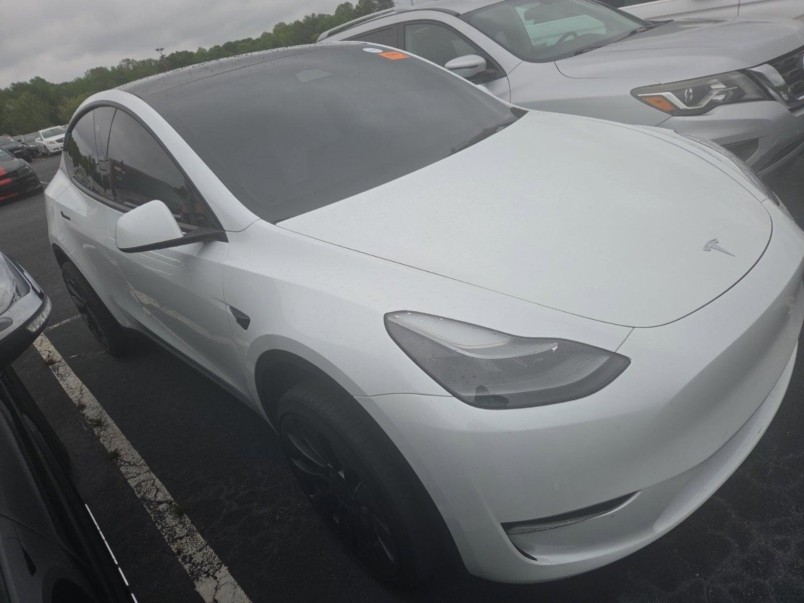 Used 2022 Tesla Model Y Performance AWD/4WD image 2