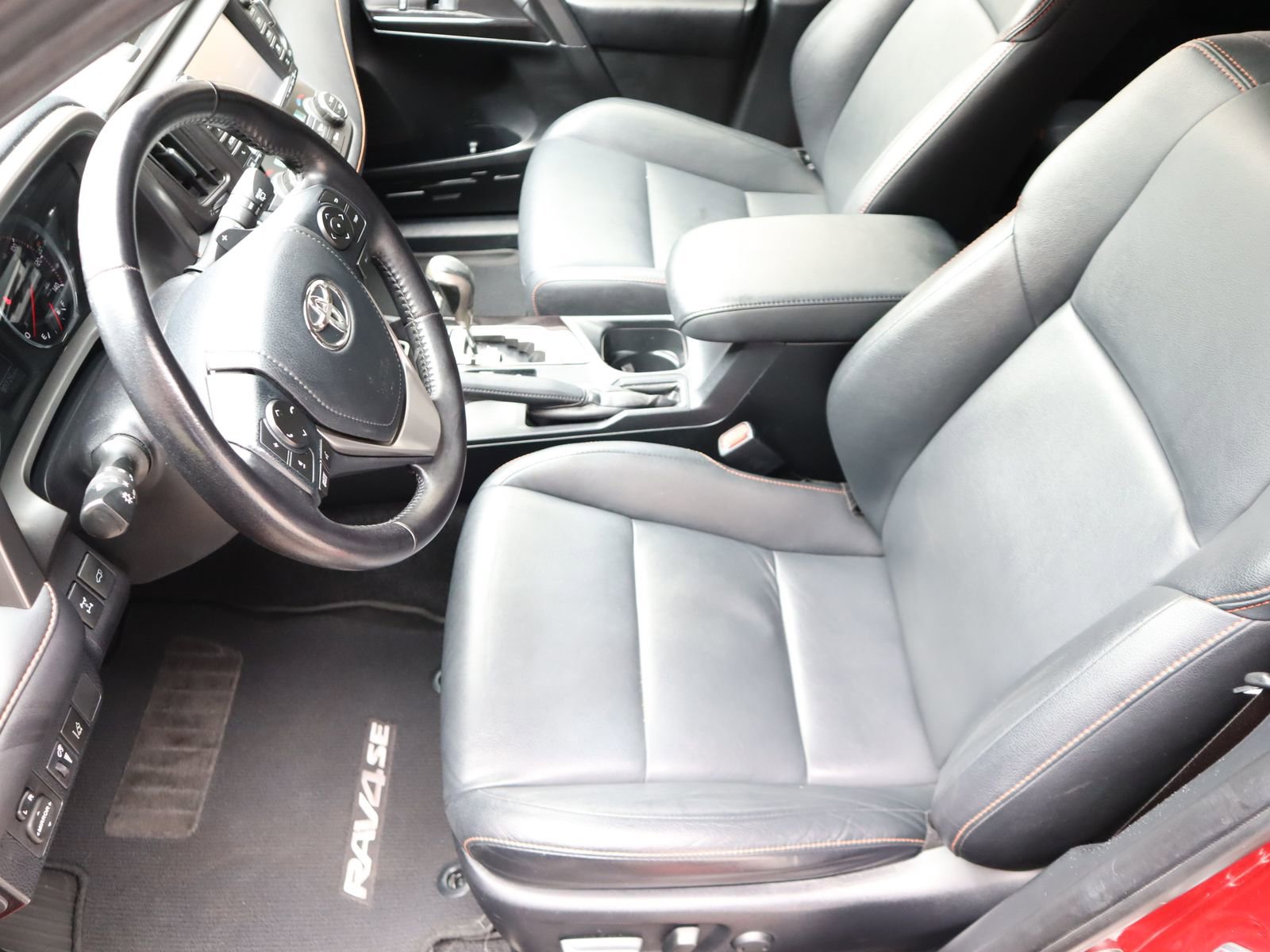 Used 2017 Toyota RAV4 SE w/ Advanced Technology Package AWD/4WD image 26