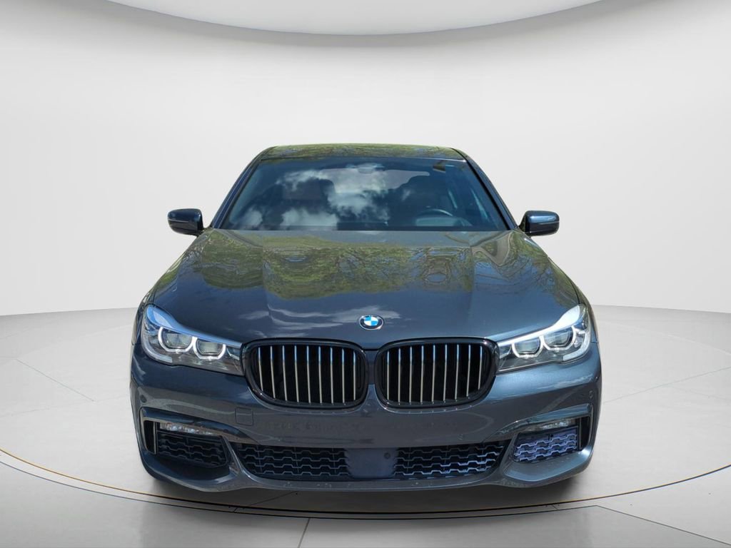 Used 2018 BMW 740e xDrive image 16