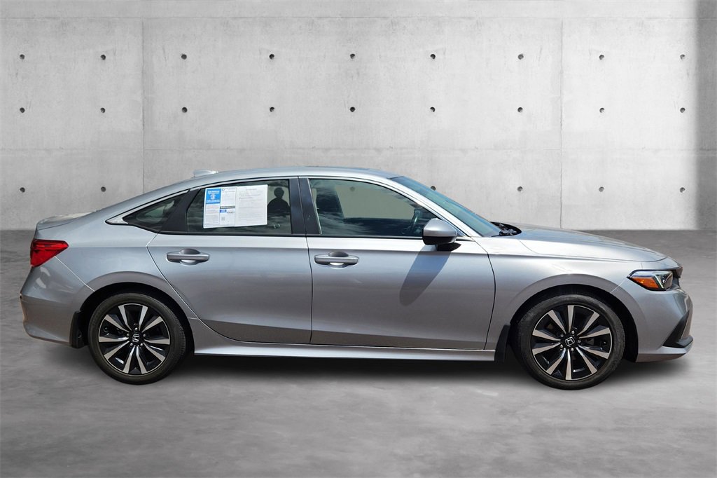 Used 2022 Honda Civic EX image 2