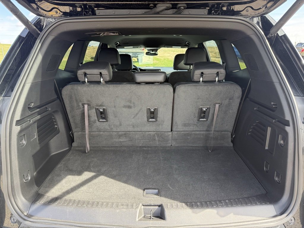 Used 2024 GMC Acadia Elevation image 29