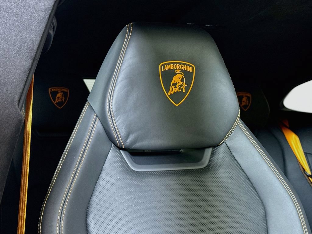 Used 2024 Lamborghini Urus S AWD/4WD image 26