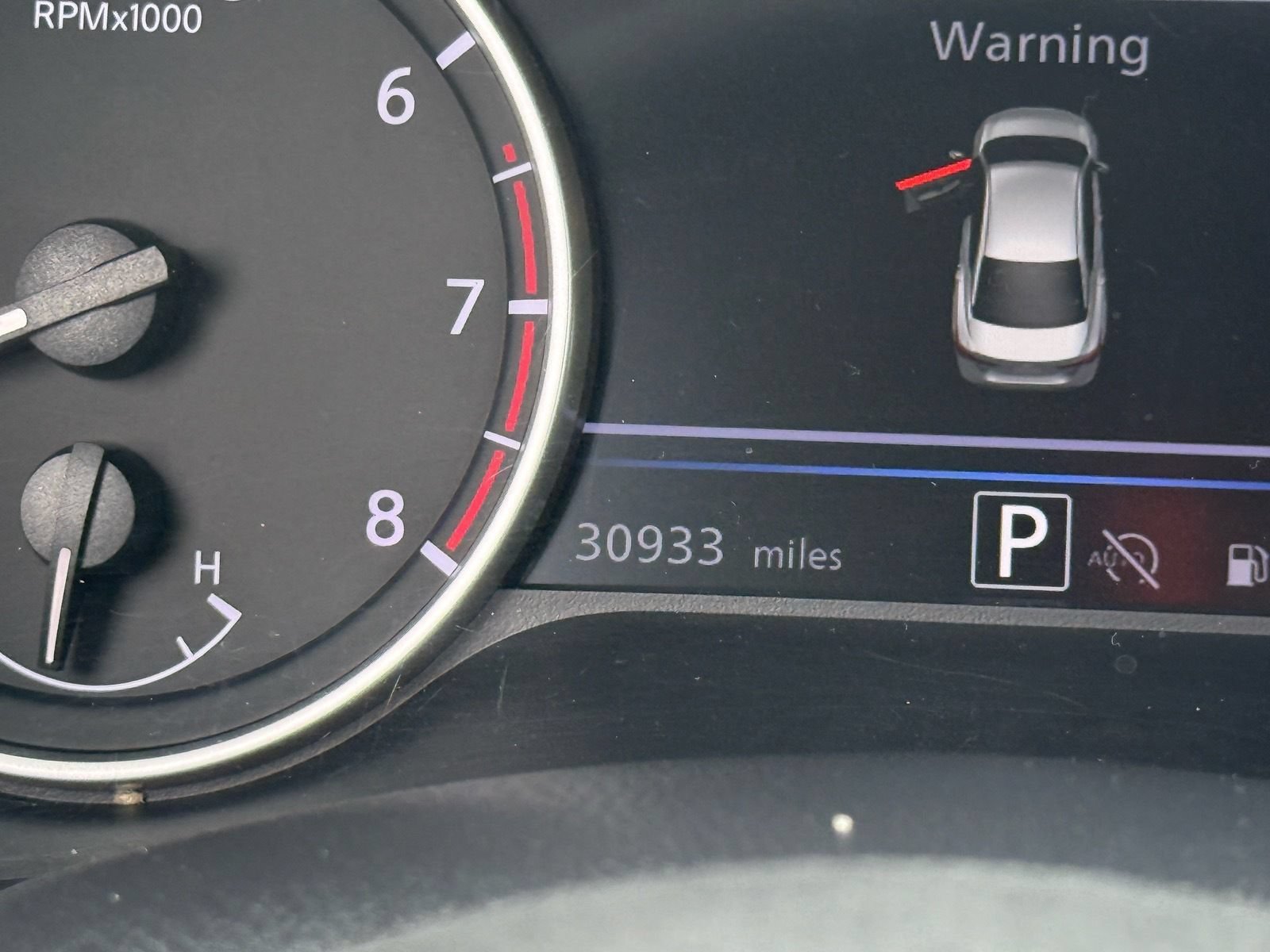 Used 2024 Nissan Sentra SV FWD image 19