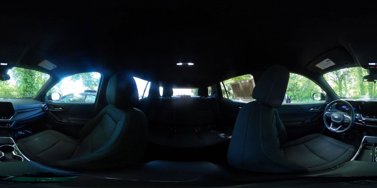 Used 2025 Chevrolet Equinox LT FWD image 42