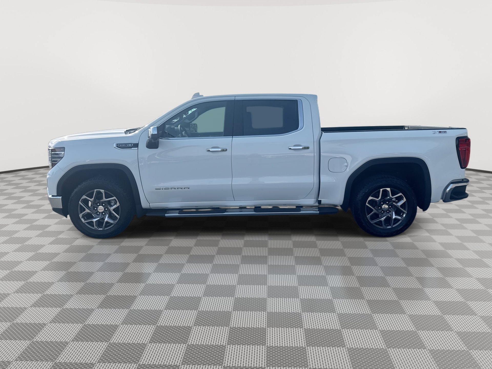New 2026 GMC Sierra 1500 SLT w/ SLT Premium Plus Package AWD/4WD image 5