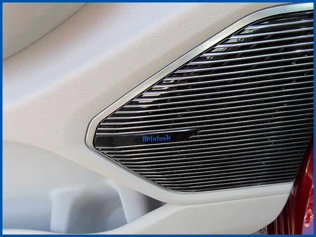 Used 2022 Jeep Grand Cherokee Overland w/ Luxury Tech Group IV image 13