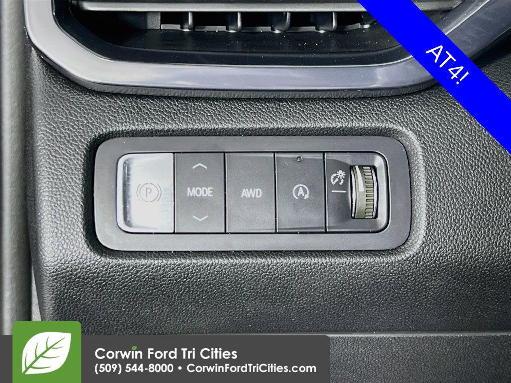 Used 2025 GMC Acadia AT4 AWD/4WD image 20