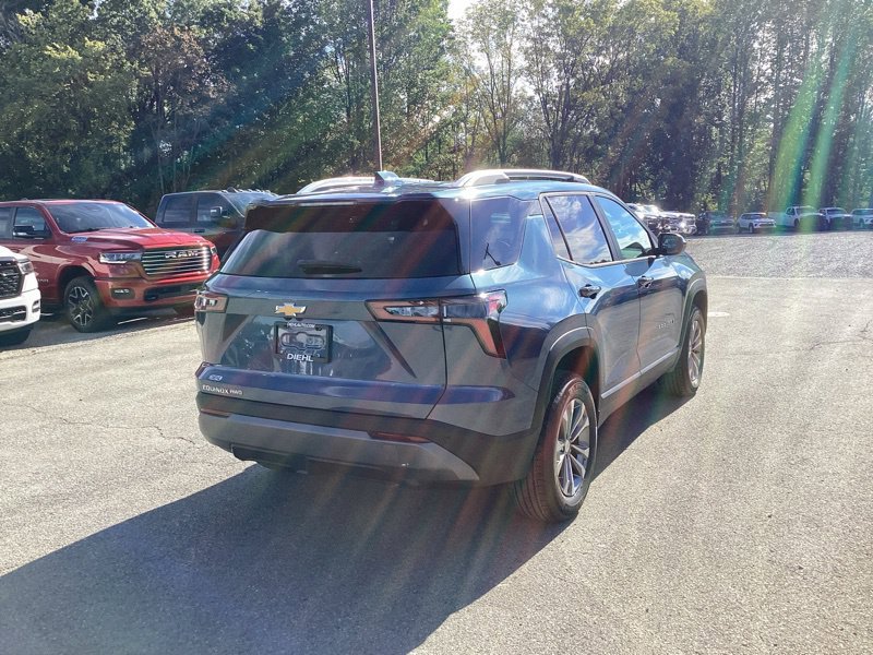 New 2027 Chevrolet Equinox LT w/ Convenience Package II AWD/4WD image 7