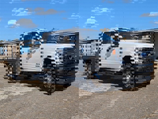 Used 2021 Ford F350 XL w/ Power Equipment Group image 2