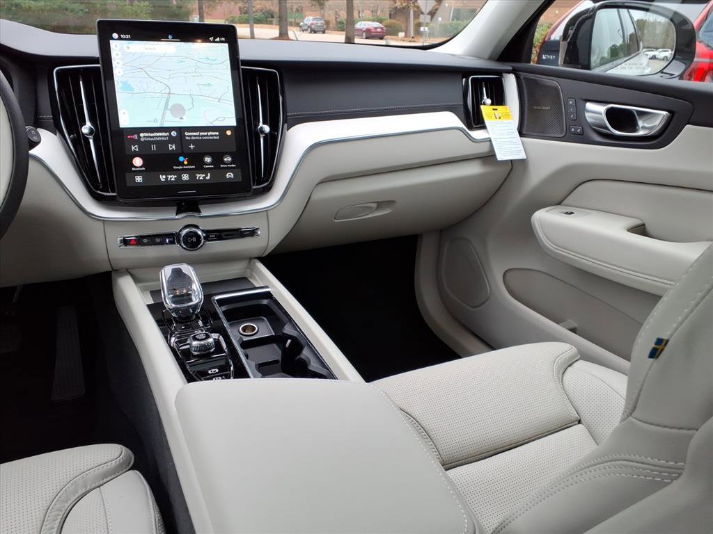 New 2026 Volvo XC60 B5 Ultra w/ Protection Package Premier image 14