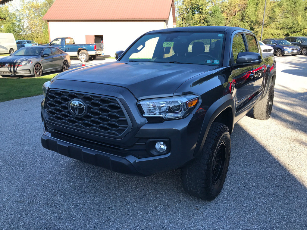 Used 2020 Toyota Tacoma TRD Off-Road AWD/4WD image 7