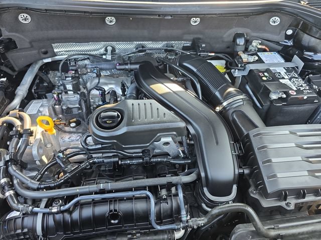Certified 2024 Volkswagen Taos SEL AWD/4WD image 24