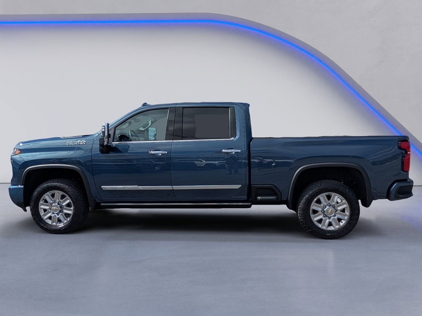 Used 2025 Chevrolet Silverado 2500 High Country w/ High Country Premium Package image 6