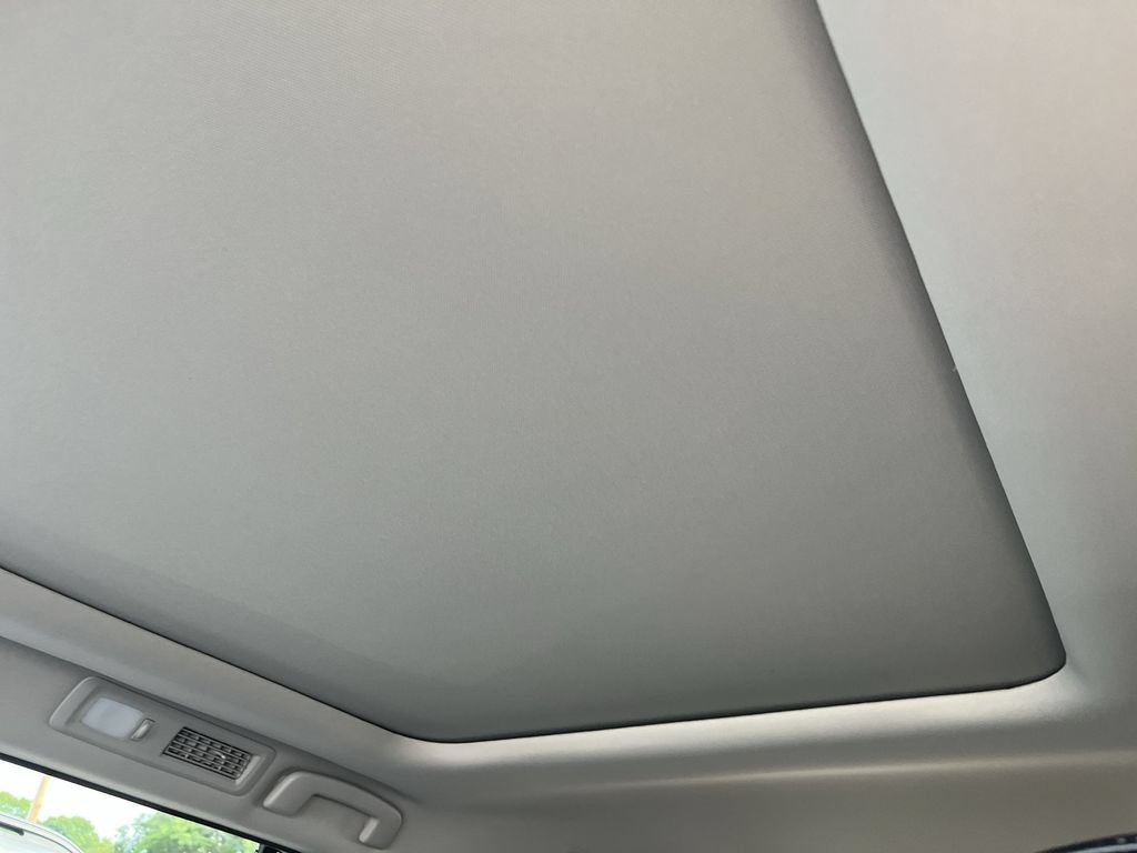 Used 2025 Nissan Pathfinder Platinum w/ Cargo Package FWD image 22