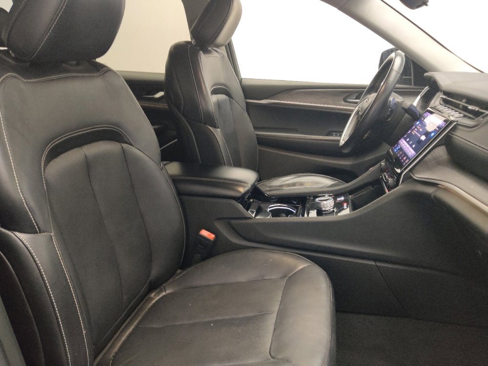 Used 2022 Jeep Grand Cherokee Limited AWD/4WD image 21