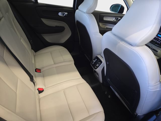 Used 2026 Volvo XC40 B5 Ultra w/ Climate Package AWD/4WD image 13