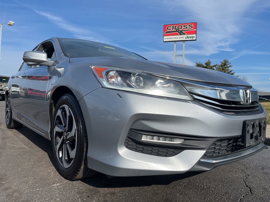Used 2016 Honda Accord EX image 42
