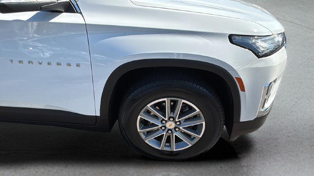 Used 2023 Chevrolet Traverse LT FWD image 35
