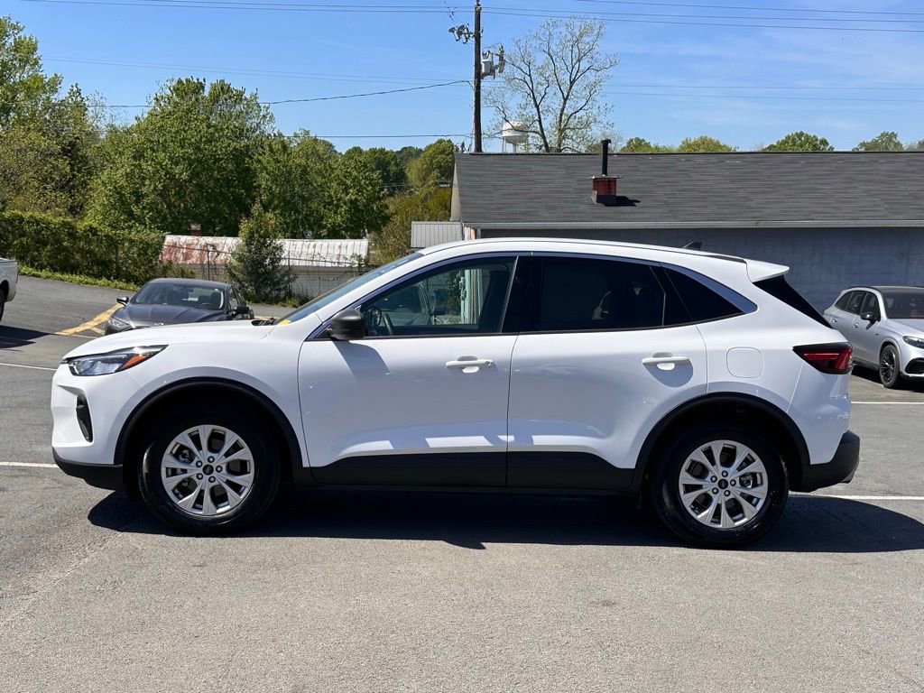 Used 2024 Ford Escape Active image 3