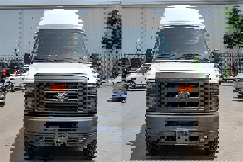 Used 2013 Ford E-350 and Econoline 350 Extended Super Duty w/ PWR Group image 5