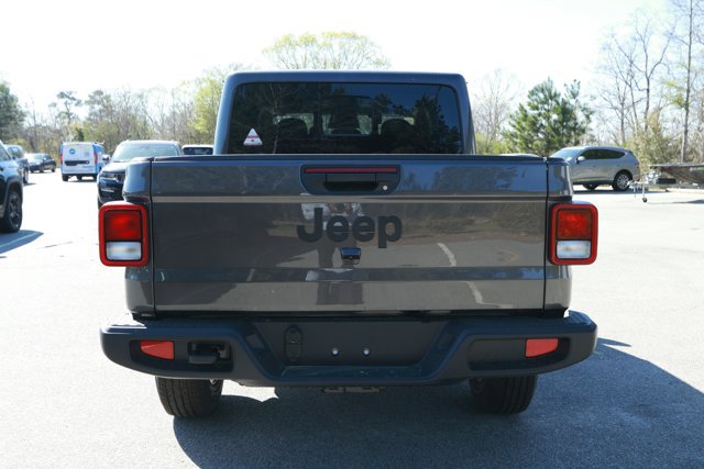 New 2026 Jeep Gladiator Sport image 7