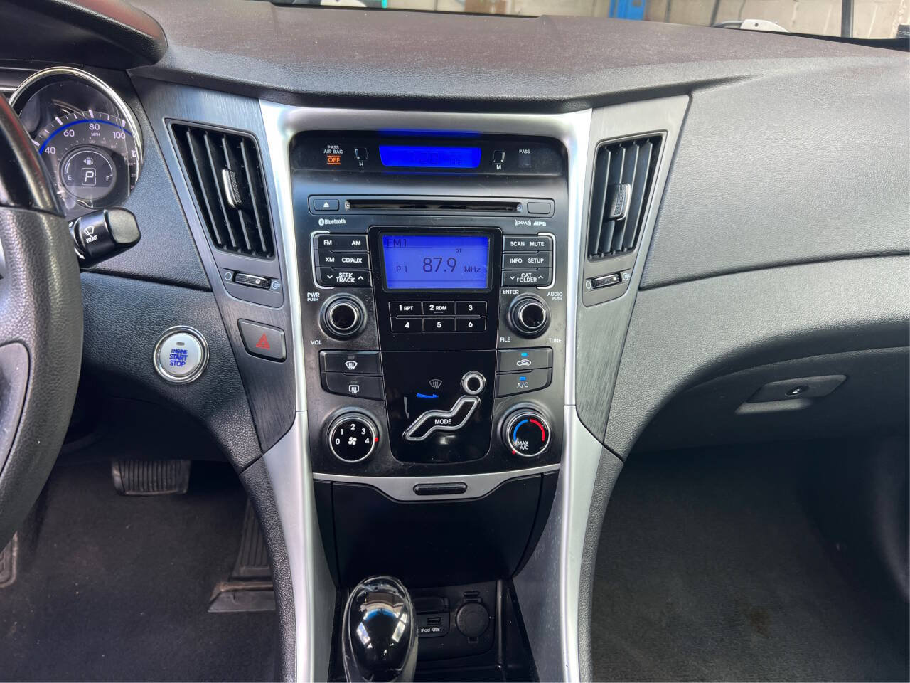 Used 2011 Hyundai Sonata SE FWD image 13