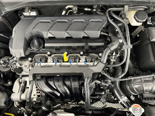 Used 2026 Hyundai Venue SE FWD image 35