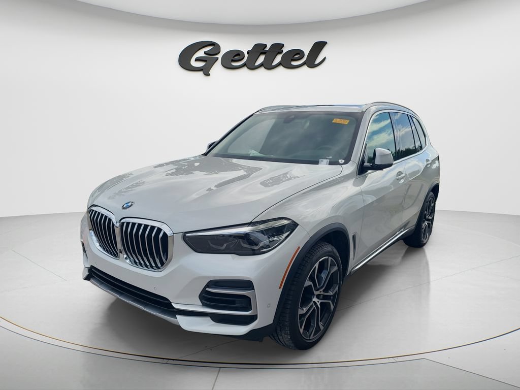 Used 2022 BMW X5 sDrive40i w/ Premium Package RWD video 2
