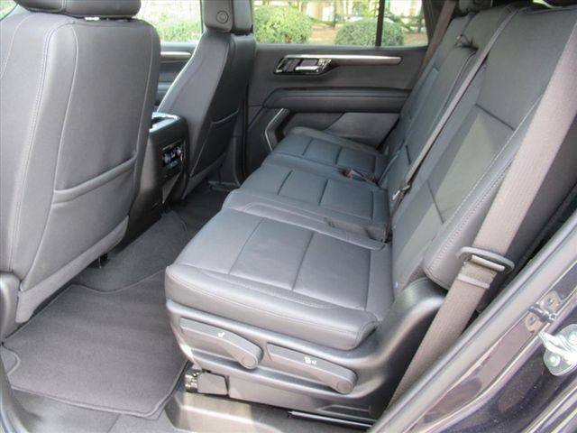 Used 2025 Chevrolet Tahoe Z71 image 29