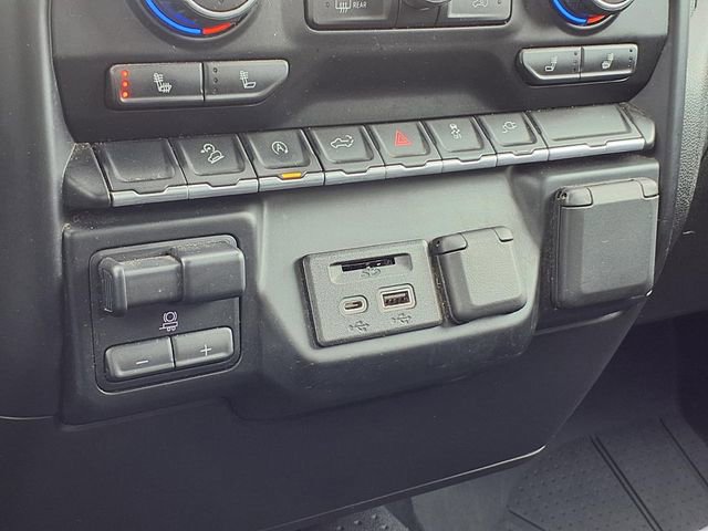 Used 2019 Chevrolet Silverado 1500 LT w/ All-Star Edition image 13