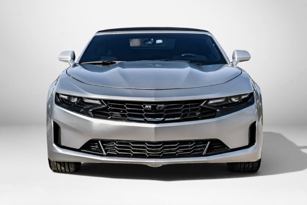Used 2019 Chevrolet Camaro LT RWD image 3