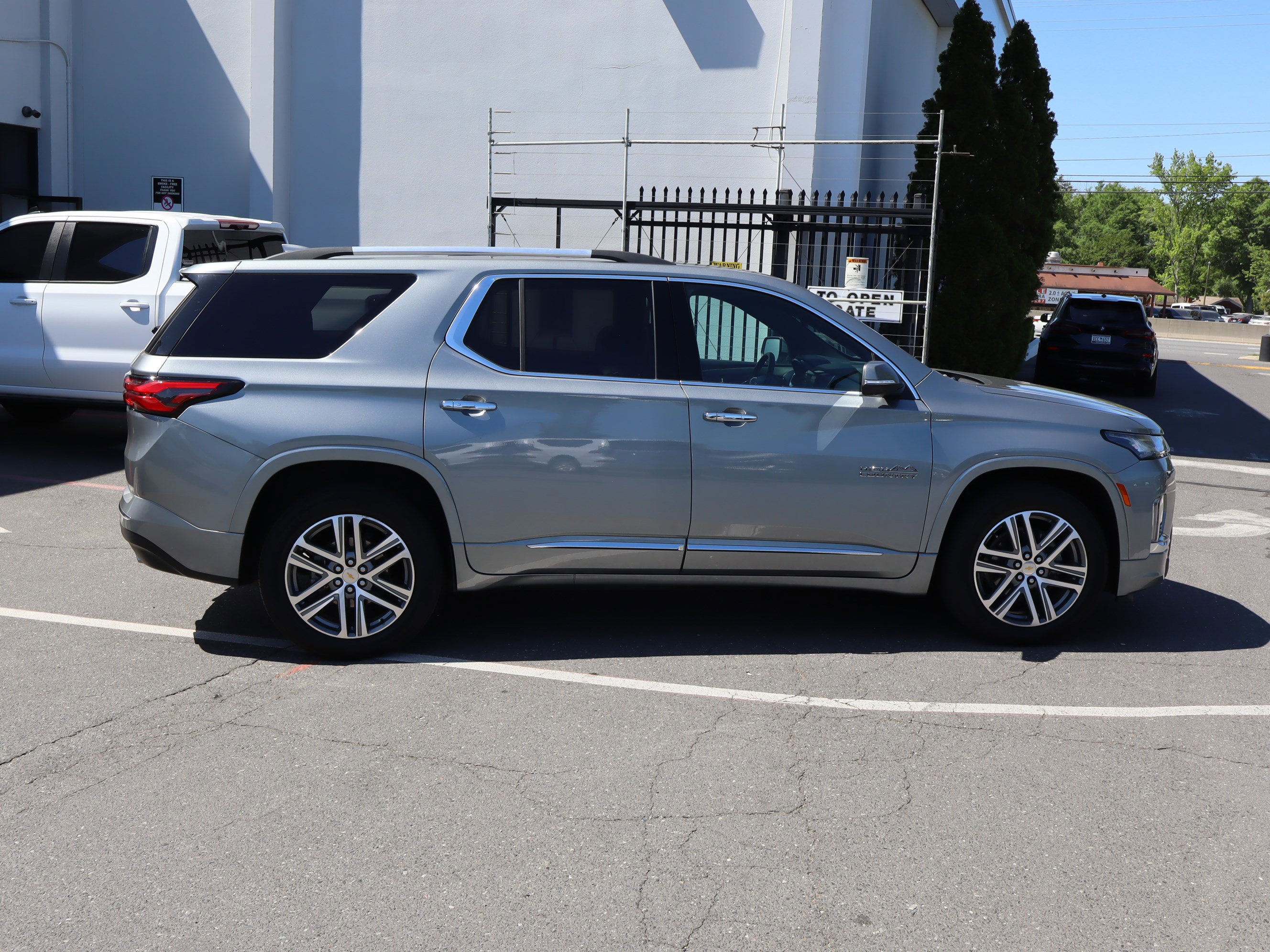 Certified 2023 Chevrolet Traverse High Country AWD/4WD image 11