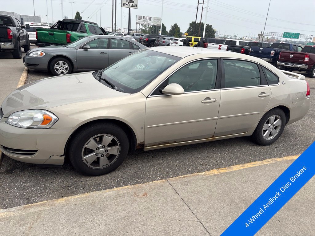 Used 2008 Chevrolet Impala LT w/ Luxury Edition Package FWD image 4